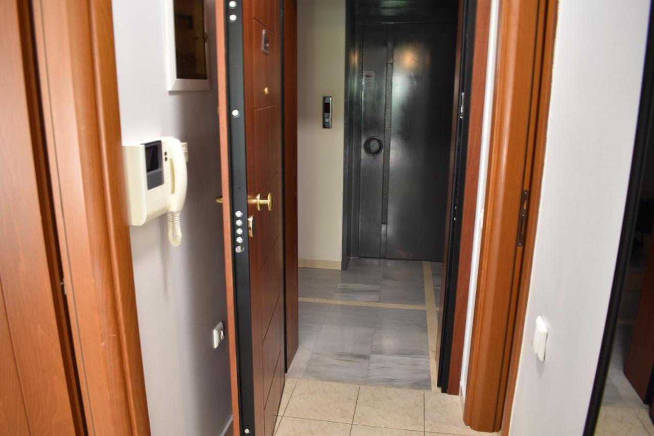 Little Emerald - Central Spot Apartments Volos Luaran gambar