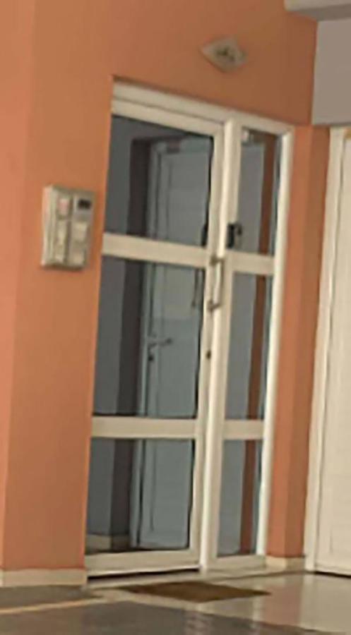 Little Emerald - Central Spot Apartments Volos Luaran gambar
